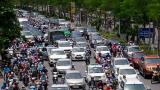 So sánh giao thông ở Hà Nội đông - vắng khác biệt khi giãn cách xã hội