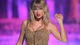 Taylor Swift bị kiện vì bản quyền