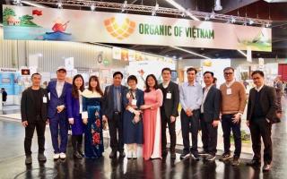 Cơm dừa, bún phở hữu cơ Việt Nam tìm đường chinh phục thị trường Đức