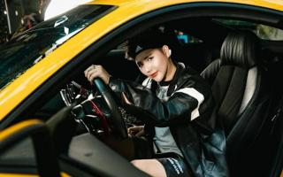 Mickey Q khát vọng tuổi trẻ, kiếm nhiều tiền để giúp người nghèo. 
