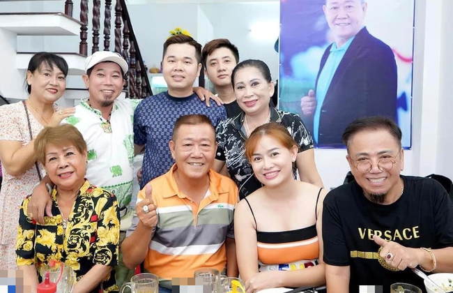Nghệ sĩ Vũ Thanh tuổi 64: Dùng hết tiền hưu trả nợ cho con, ở trọ, bán bún nuôi cháu nội
